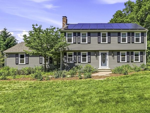 35 Chestnut St, Bellingham, MA 02019