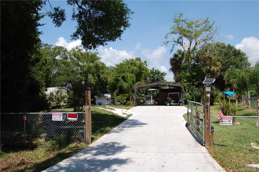 2605 SE 44th Avenue, Okeechobee, FL 34974 Photo
