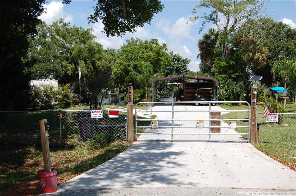 2605 SE 44th Avenue, Okeechobee, FL 34974 Photo
