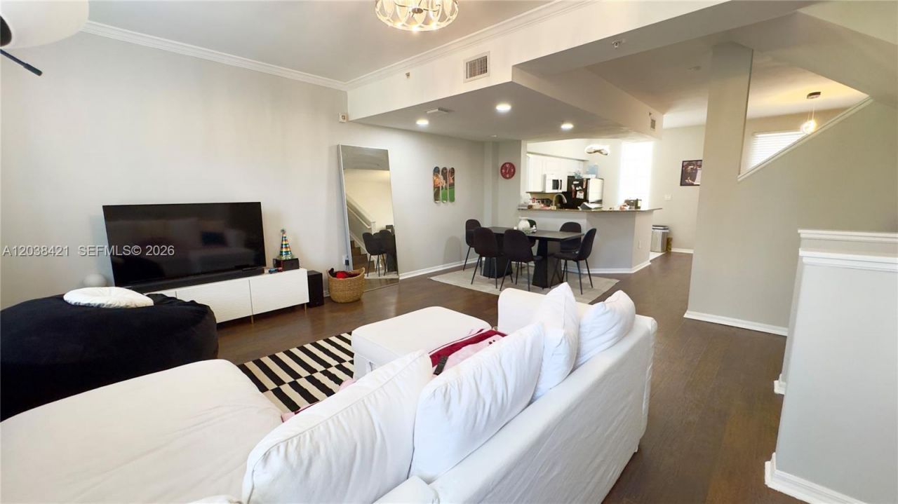 2845 NE 185th St , Unit 908, Aventura, FL 33180 Photo