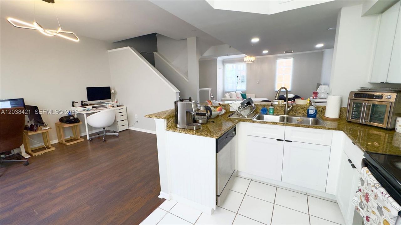 2845 NE 185th St , Unit 908, Aventura, FL 33180 Photo