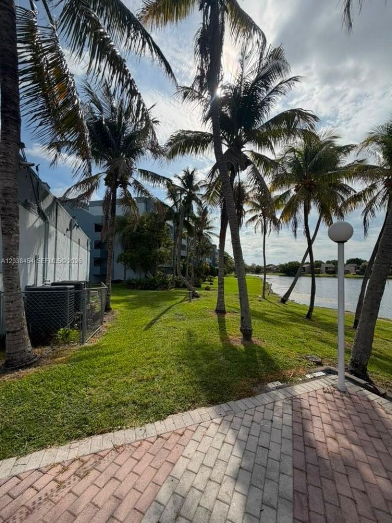 9375 Fontainebleau Blvd , Unit L225, Miami, FL 33172 Photo