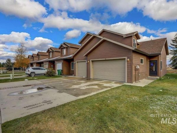 26 Mangum Cir #8, Donnelly, ID 83615