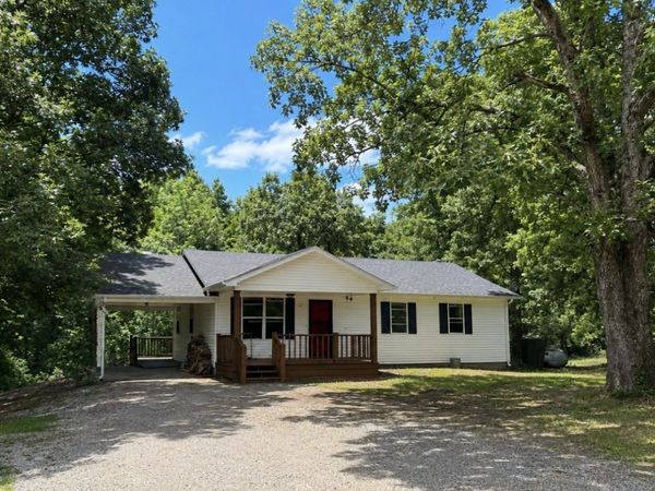 193A A W Schmidt Rd , Tennessee Ridge, TN 37178