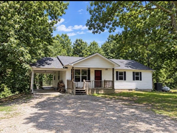 193A A W Schmidt Rd, Tennessee Ridge, TN 37178