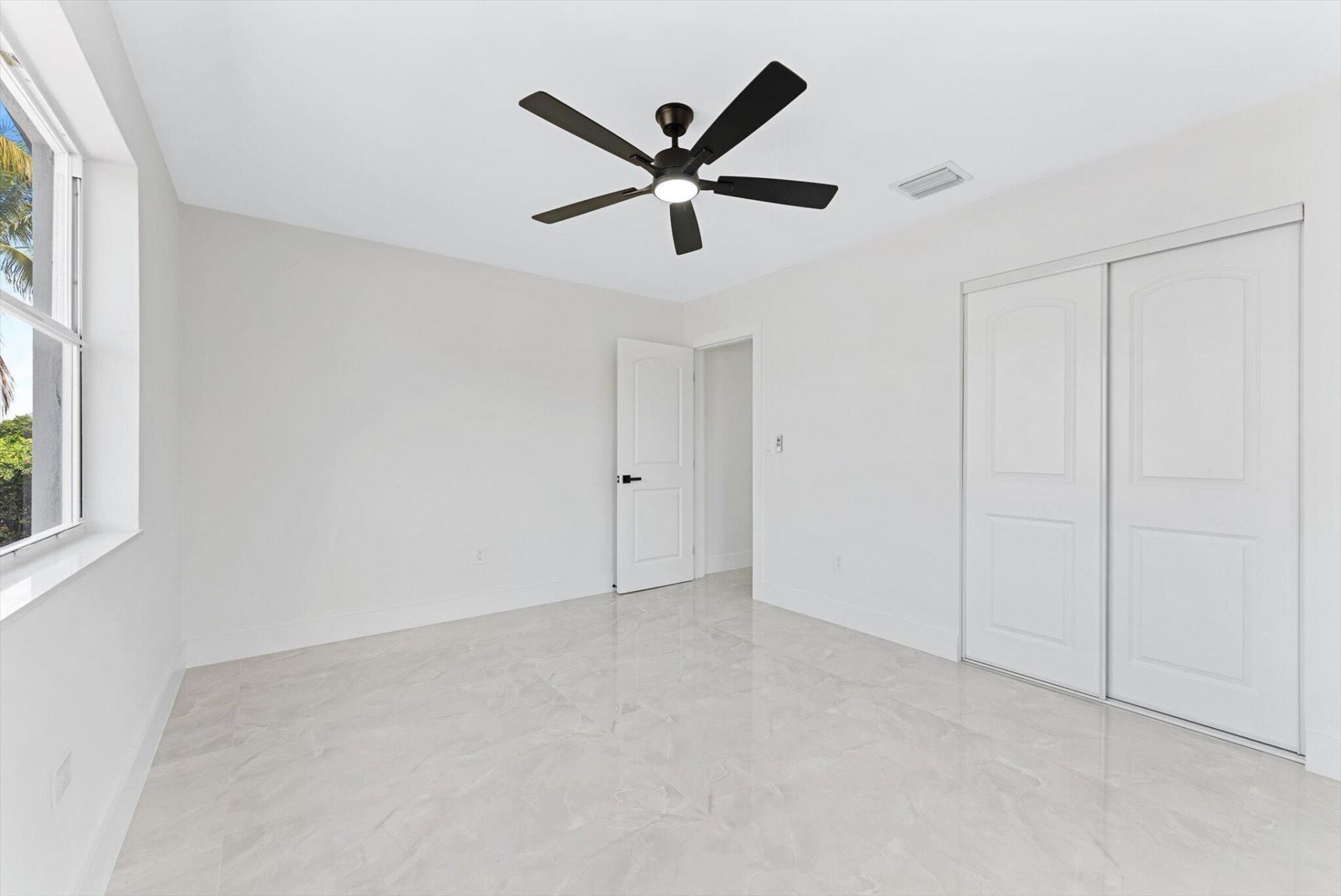 824 S F Street, Lake Worth, FL 33460 Photo