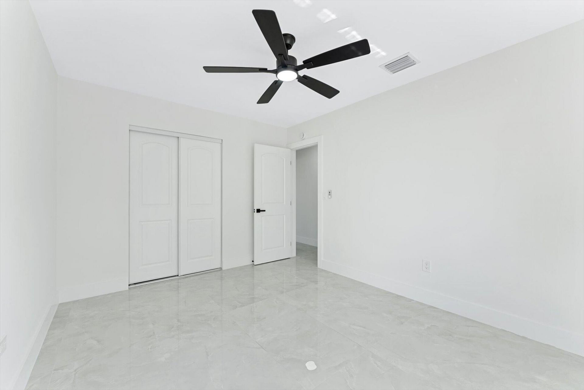 824 S F Street, Lake Worth, FL 33460 Photo