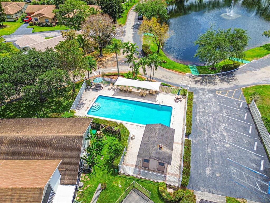 2146 Nova Village Drive, Davie, FL 33317 Photo