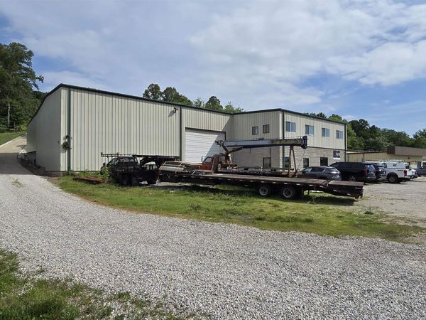 8401 Meade Springer , Ashland, KY 41102