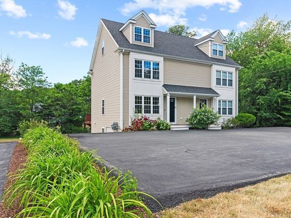 723 County St, Unit 723, Attleboro, MA 02703