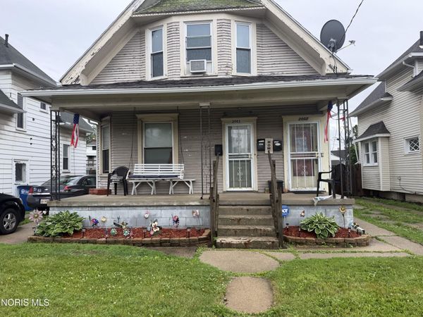 2005 Airport Highway, Toledo, OH 43609