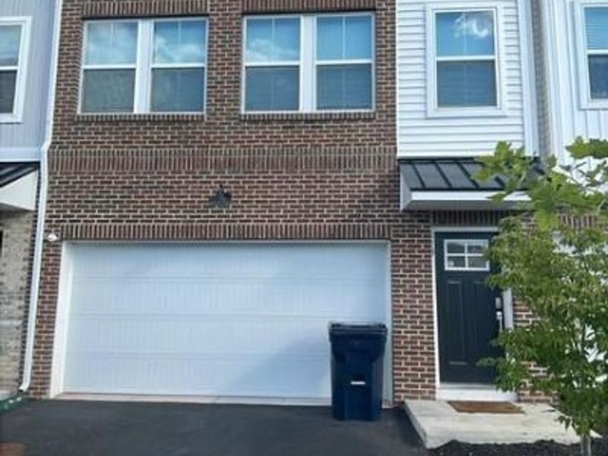 113 Four Leaf Drive, Downingtown, PA 19335 Main Photo