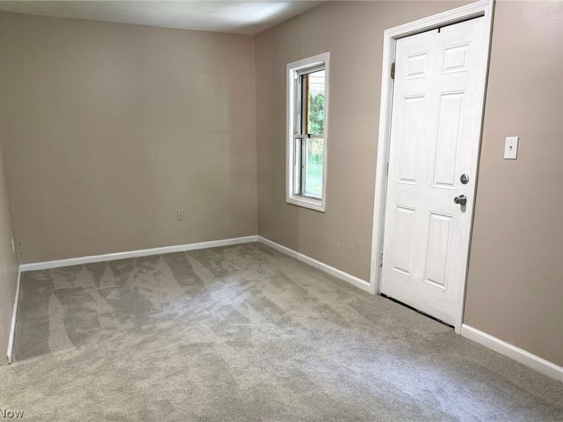 318 Joseph Avenue, Barberton, OH 44203 Photo 3