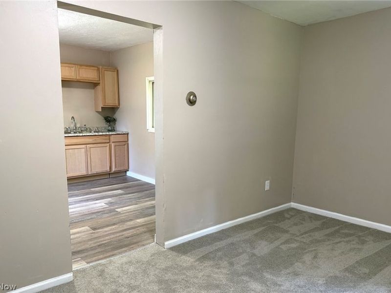 318 Joseph Avenue, Barberton, OH 44203 Photo 5