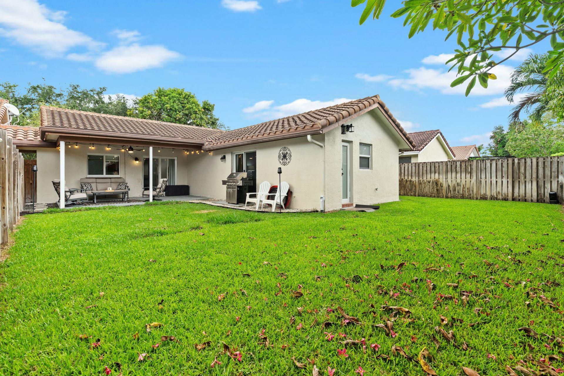2696 NW 94th Avenue, Coral Springs, FL 33065 Photo