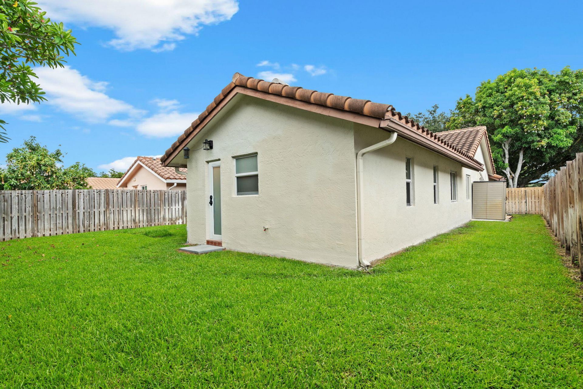 2696 NW 94th Avenue, Coral Springs, FL 33065 Photo