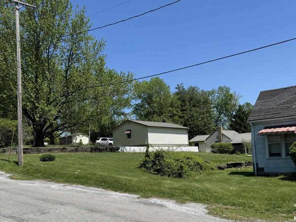 106 108 N CENTENNIAL Street, Cobden, IL 62920