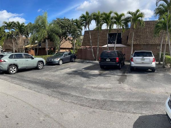 6130 NW 54th Ln , Unit 6130, Tamarac, FL 33319