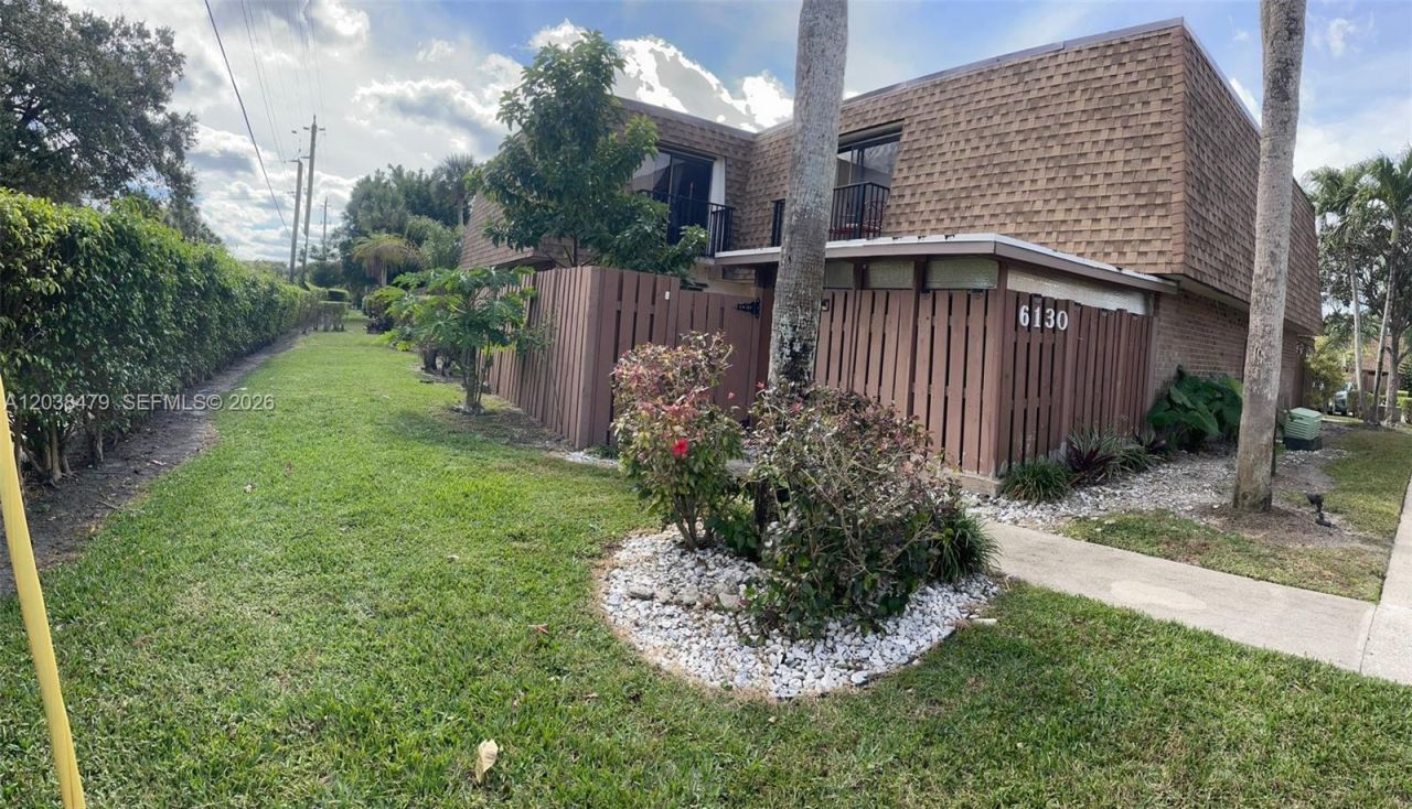 6130 NW 54th Ln , Unit 6130, Tamarac, FL 33319 Photo