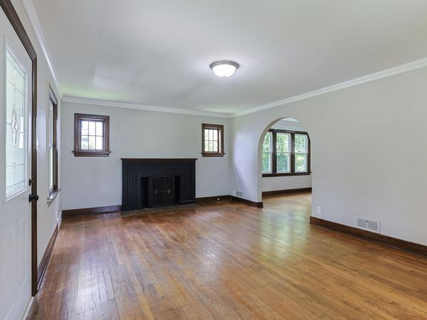 1425 Wall Street, South Bend, IN 46615