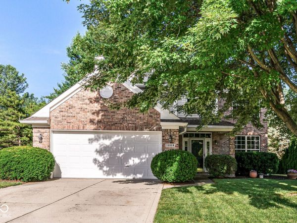 10824 Madeline Court , Fishers, IN 46037