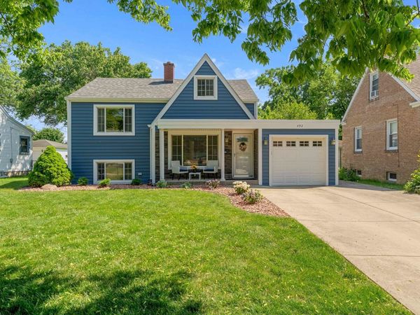 492 W Avery Street , Elmhurst, IL 60126