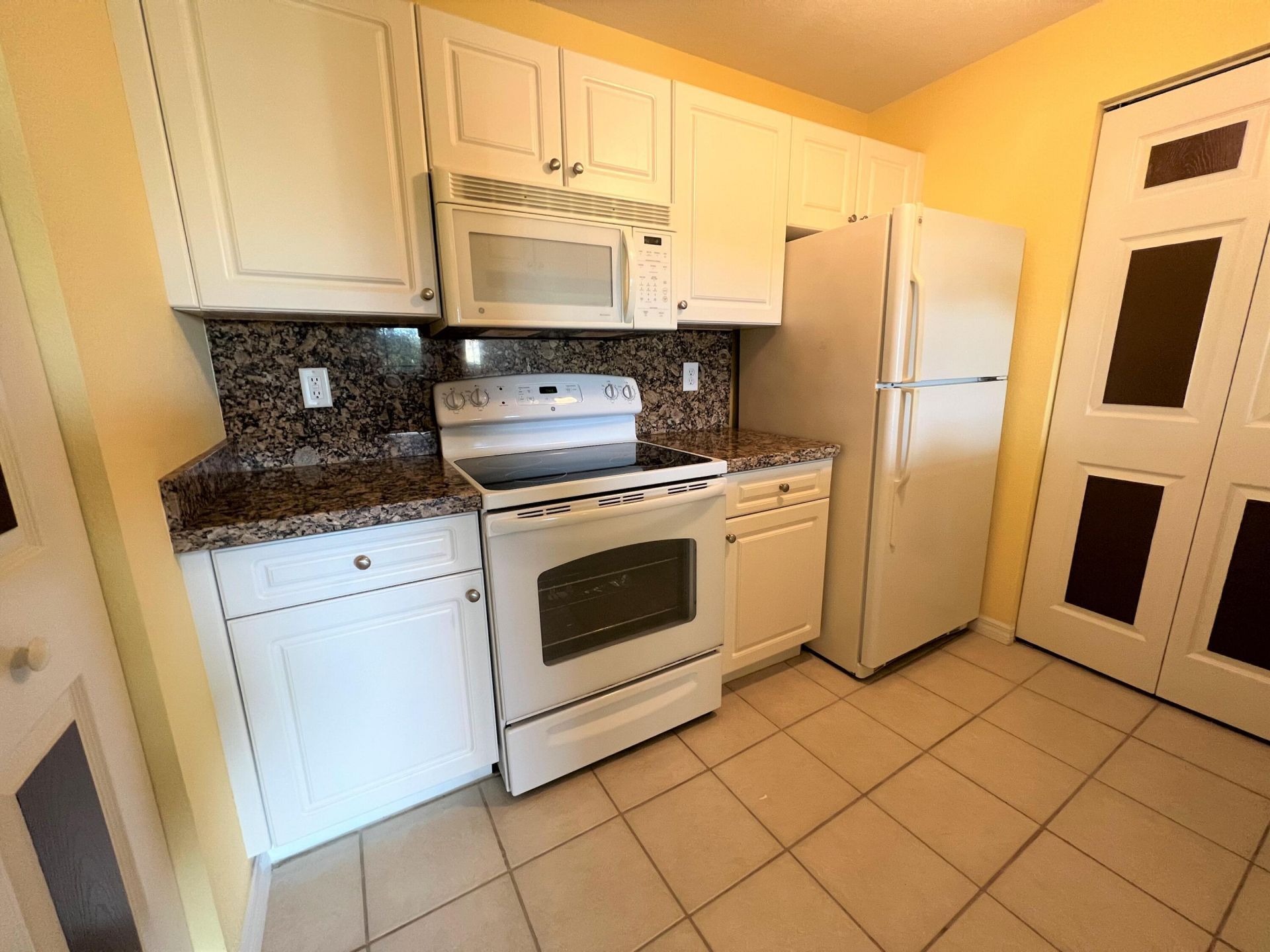 2814 Grande Parkway, Unit 304, Palm Beach Gardens, FL 33410 Photo