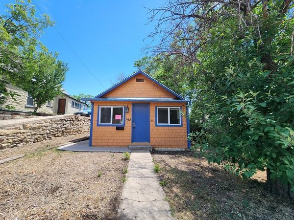 912 E 6th St, Pueblo, CO 81001