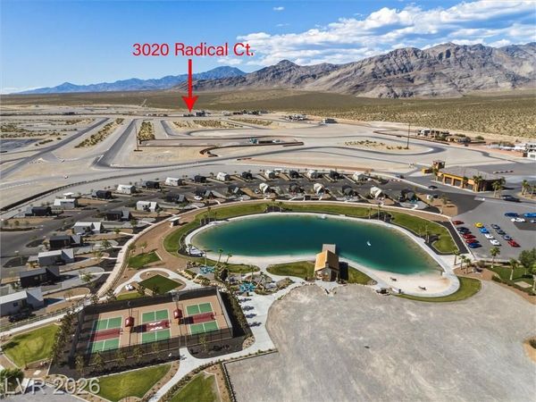 3020 S Radical Court , Pahrump, NV 89048