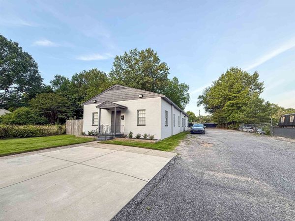 1890 EZELL ST, Memphis, TN 38111