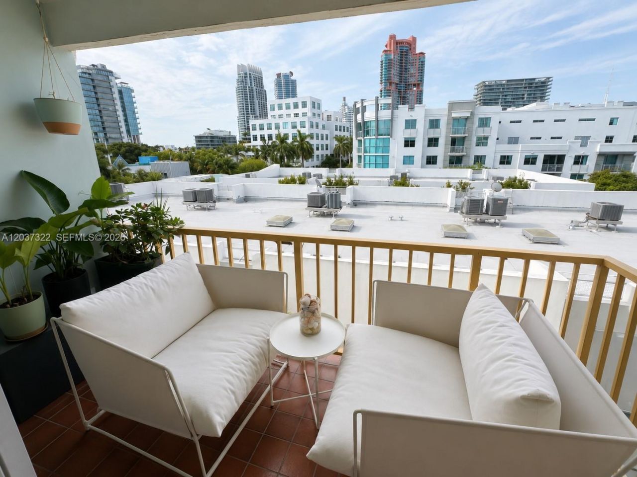 220 Washington Ave , Unit 5C, Miami Beach, FL 33139 Photo