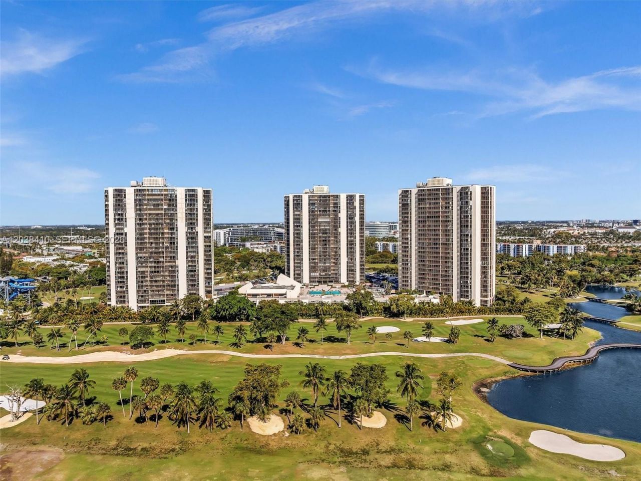 20379 W Country Club Dr , Unit 1437, Aventura, FL 33180 Photo