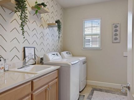 566 W Bonaventure Ave, Mountain House, CA 95391 Photo