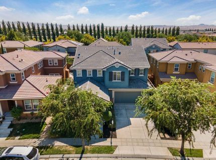 566 W Bonaventure Ave, Mountain House, CA 95391 Photo