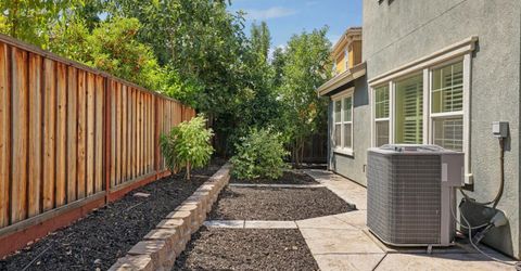 566 W Bonaventure Ave, Mountain House, CA 95391 Photo