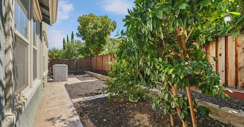 566 W Bonaventure Ave, Mountain House, CA 95391 Photo