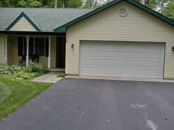 4405 S Hemlock Road, Centerville Township, Mi 49621