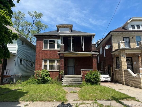 3272 W Euclid Street , Detroit, MI 48206
