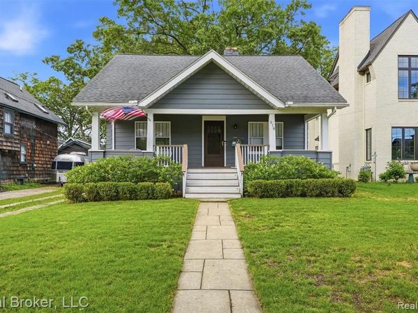 318 E University Avenue, Royal Oak, MI 48067