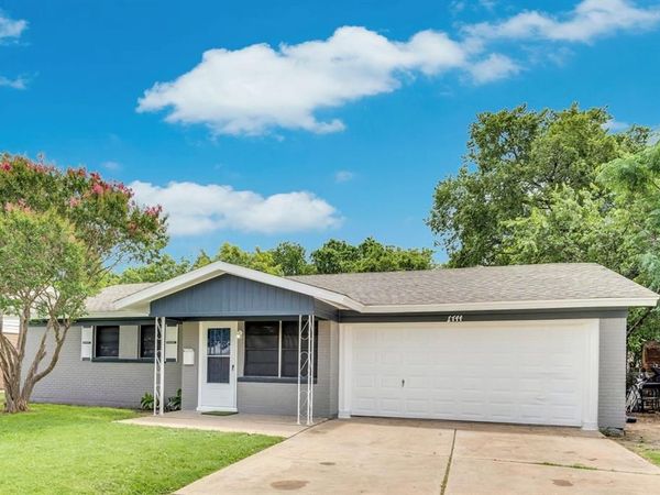 1744 Gill Street, Blue Mound, TX 76131