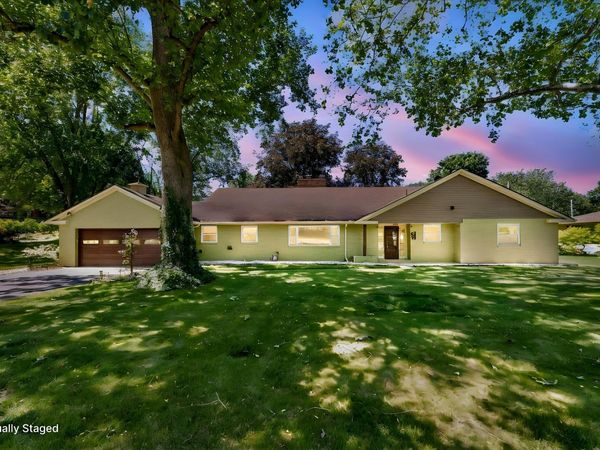 305 Sunset Drive, North Manchester, IN 46962