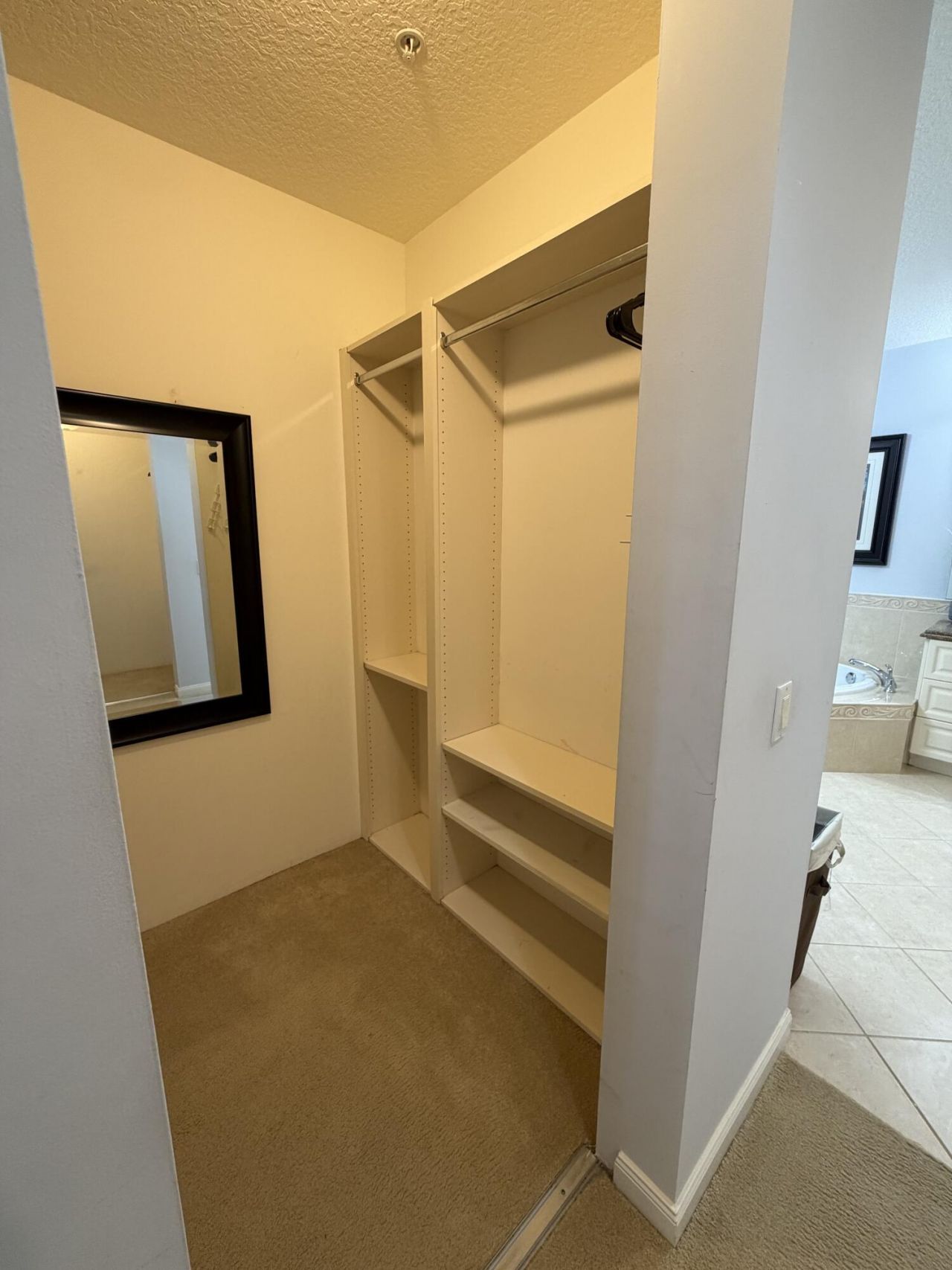38 E Harbour Isle Dr Drive E, Unit 106, Fort Pierce, FL 34949 Photo