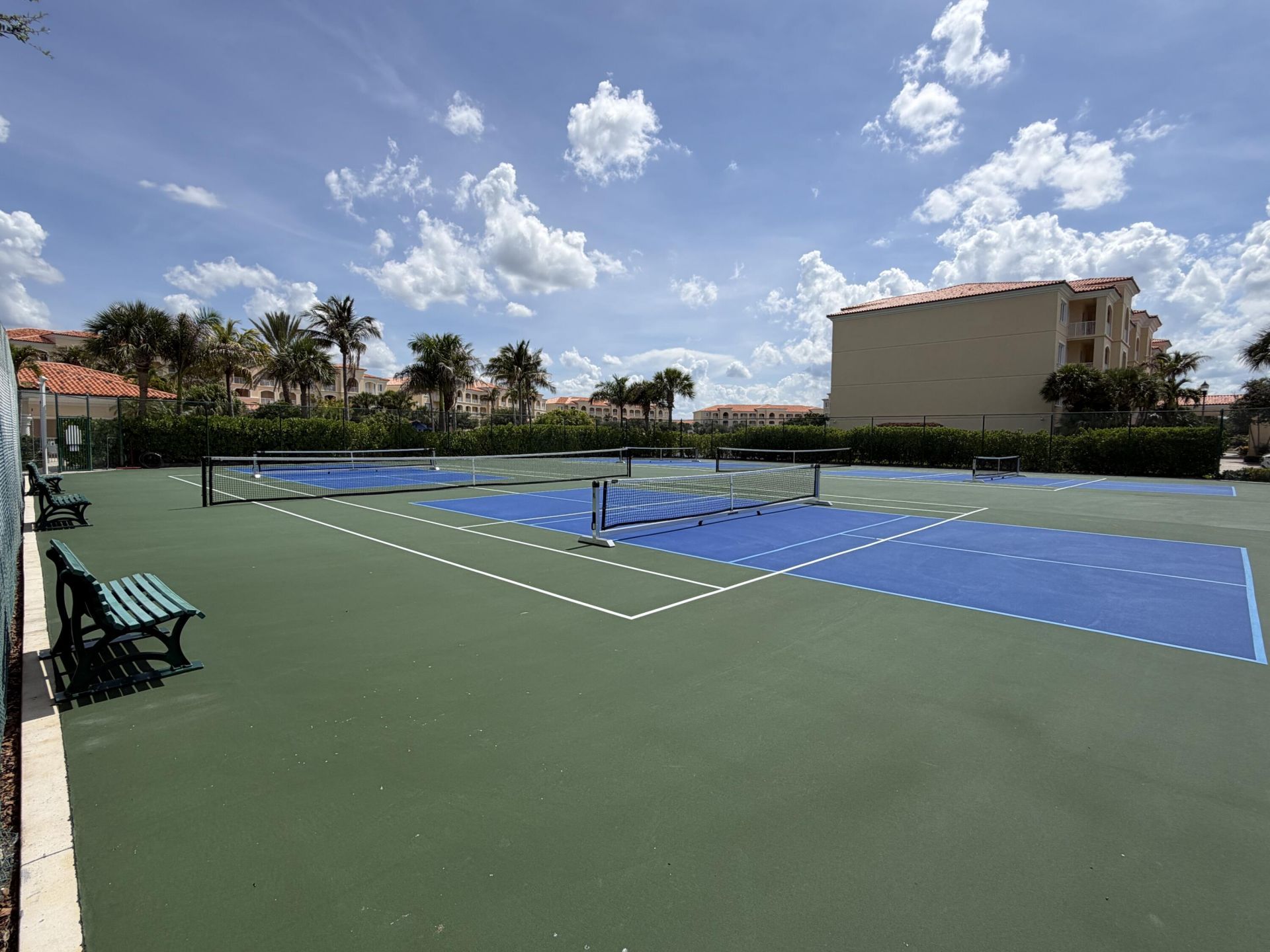 38 E Harbour Isle Dr Drive E, Unit 106, Fort Pierce, FL 34949 Photo