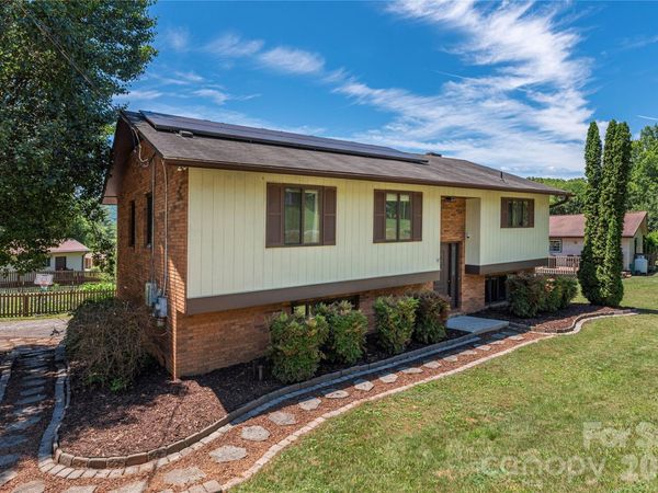 99 Young Drive, Candler, NC 28715