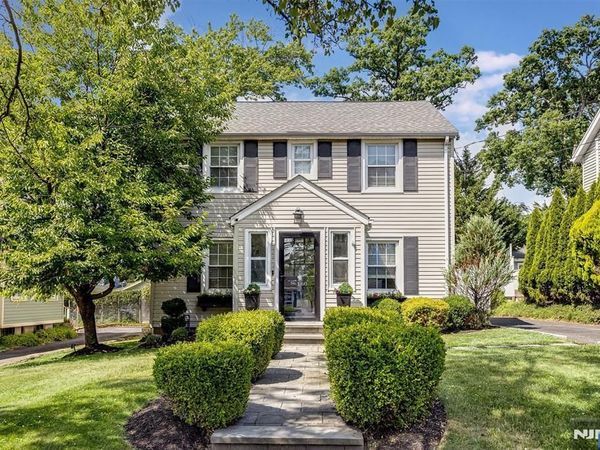 160 Woodland Avenue, VERONA, NJ 07044