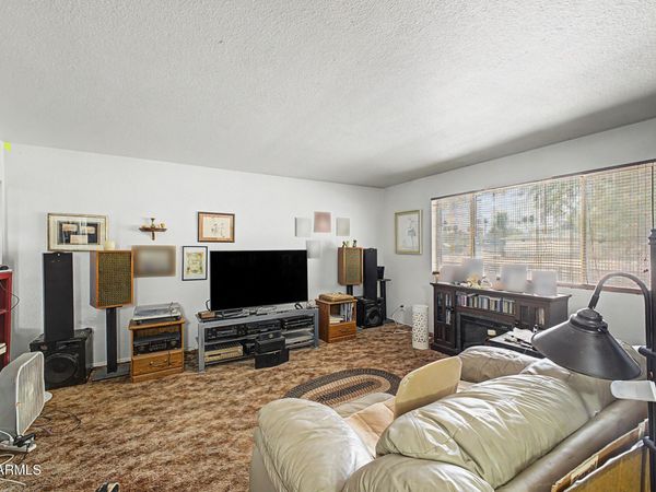 908 W MCLELLAN Road, Mesa, AZ 85201