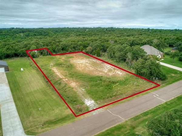 6509 Cherokee Grove Court, Newalla, OK 74857