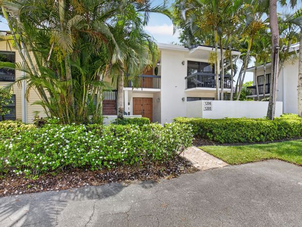 6760 Willow Wood Drive, Unit 1206, Boca Raton, FL 33434