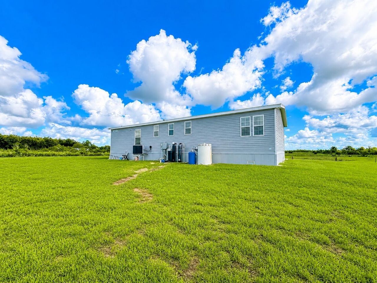 18720 NW 242nd Street, Okeechobee, FL 34972 Photo