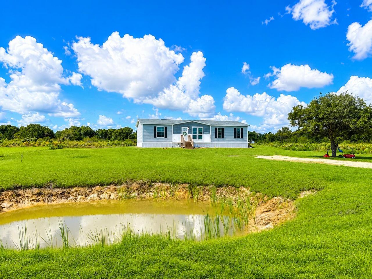 18720 NW 242nd Street, Okeechobee, FL 34972 Photo
